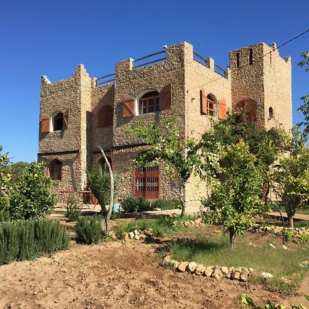 Aziki Hotel Есувейра Екстериор снимка