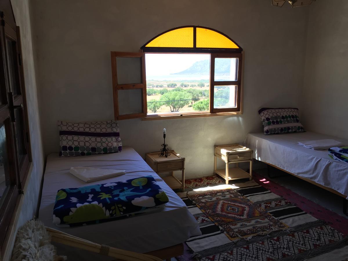 Aziki Hotel Есувейра Екстериор снимка